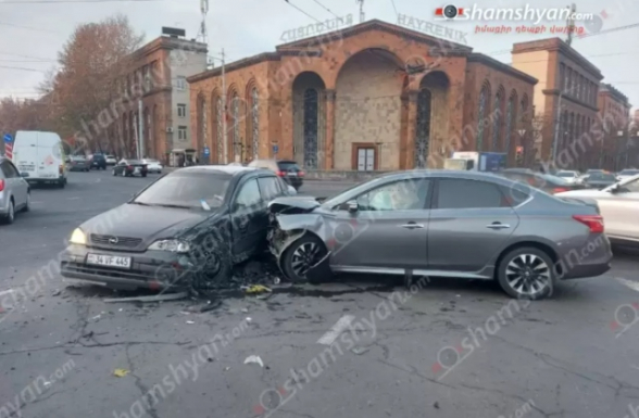 Երևանում բախվել են «Nissan»-ն ու «Opel»-ը. կան տուժածներ